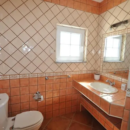 Sleeps 6 With Pool Air Con And Wifi Villa