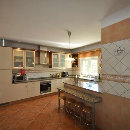 Sleeps 6 With Pool Air Con And Wifi * Vilamoura