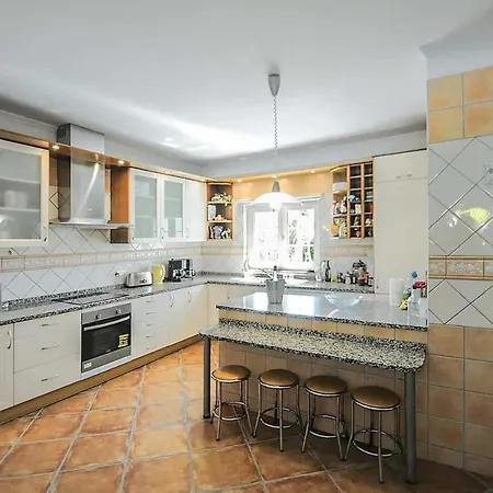 Sleeps 6 With Pool Air Con And Wifi Villa Vilamoura